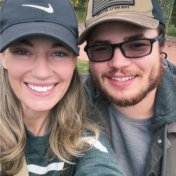 Meet your Posher, Sami - Picture 2 of 2